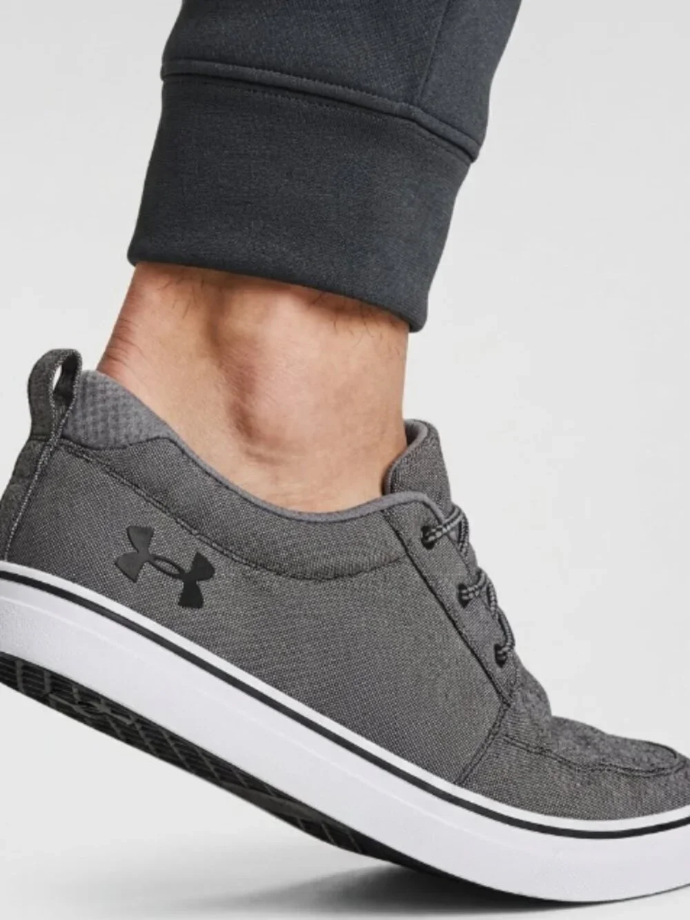 Under Armour Men's Size 10 Street Encounter III canvas slip-on shoe
